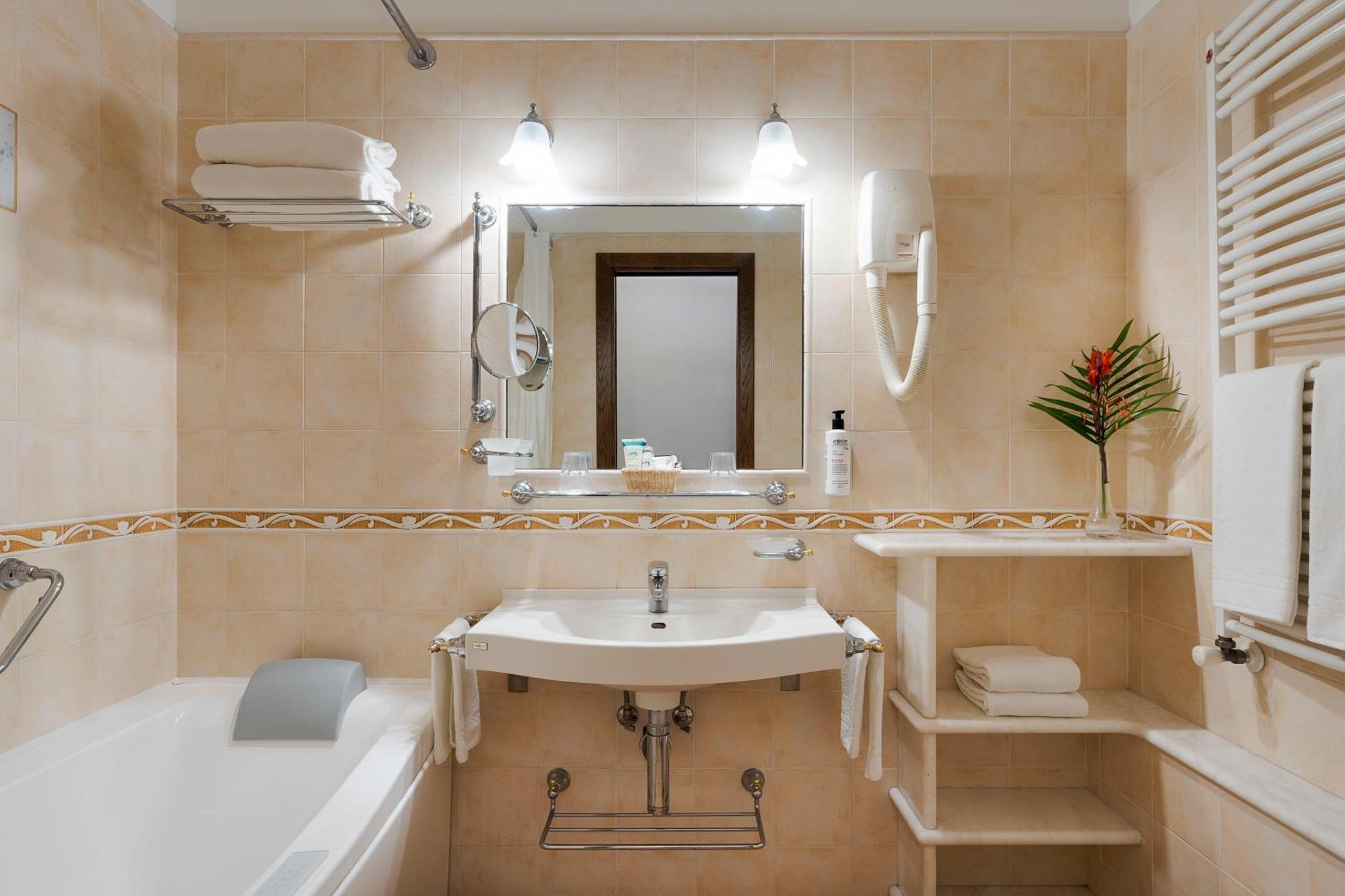 Schuler Hotel 4*